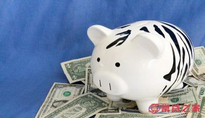 40万放入余额宝一年的收益是多少？